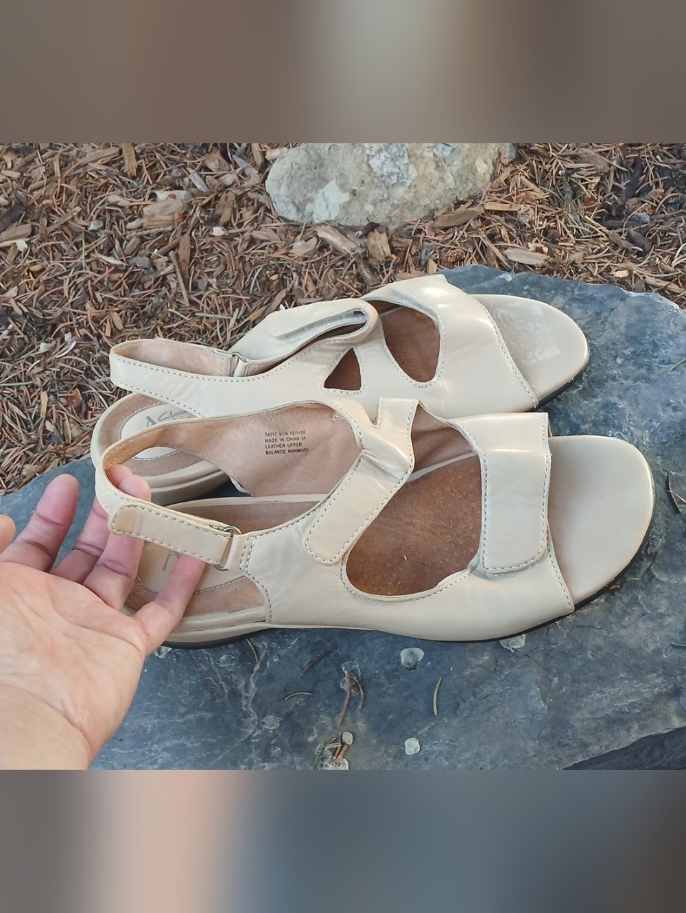 Sandals Leather Clarks Artisan Women Size 9